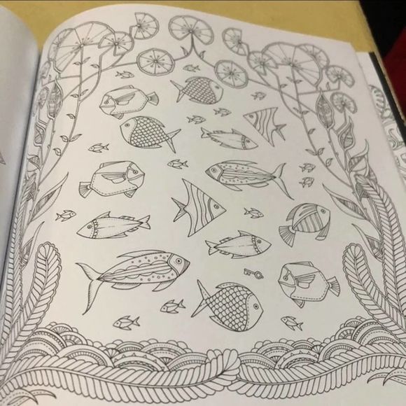 Lost Ocean by Johanna Basford; An Inky Adventure & Coloring Book with Extras - Picture 6 of 11